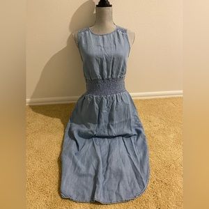 Chambray sleeveless dress
